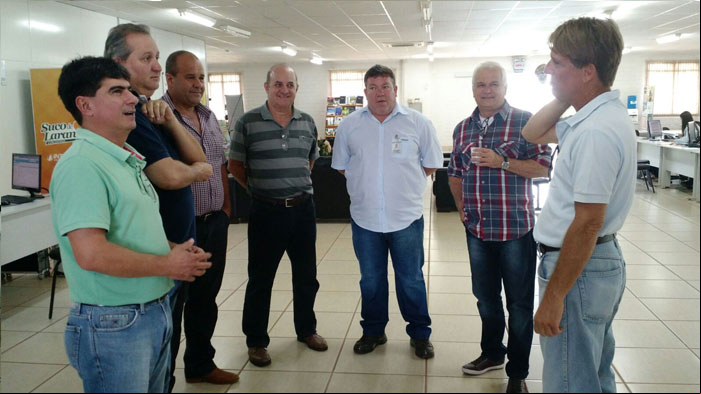 JB visita os amigos da cooperativa Integrada de Cornélio Procópio