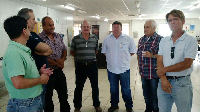 JB visita os amigos da cooperativa Integrada de Cornélio Procópio